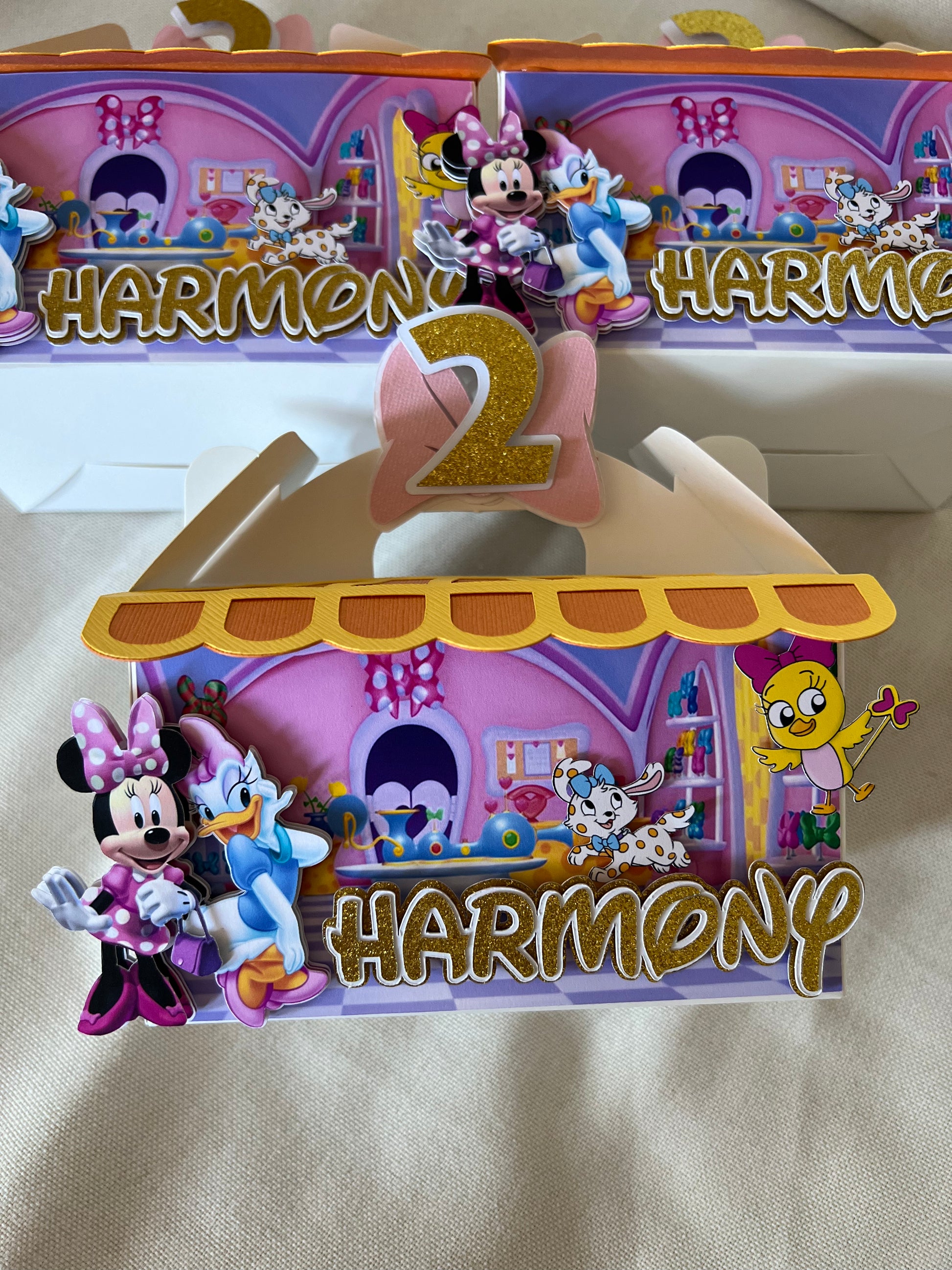 Minnie Mouse favor boxes