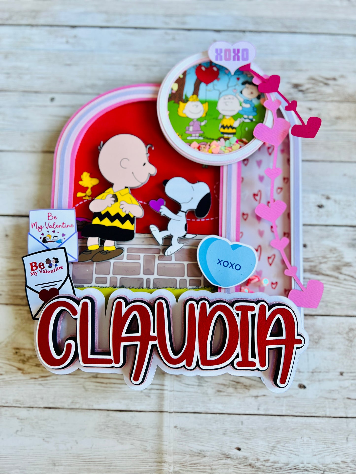 Snoopy cake topper