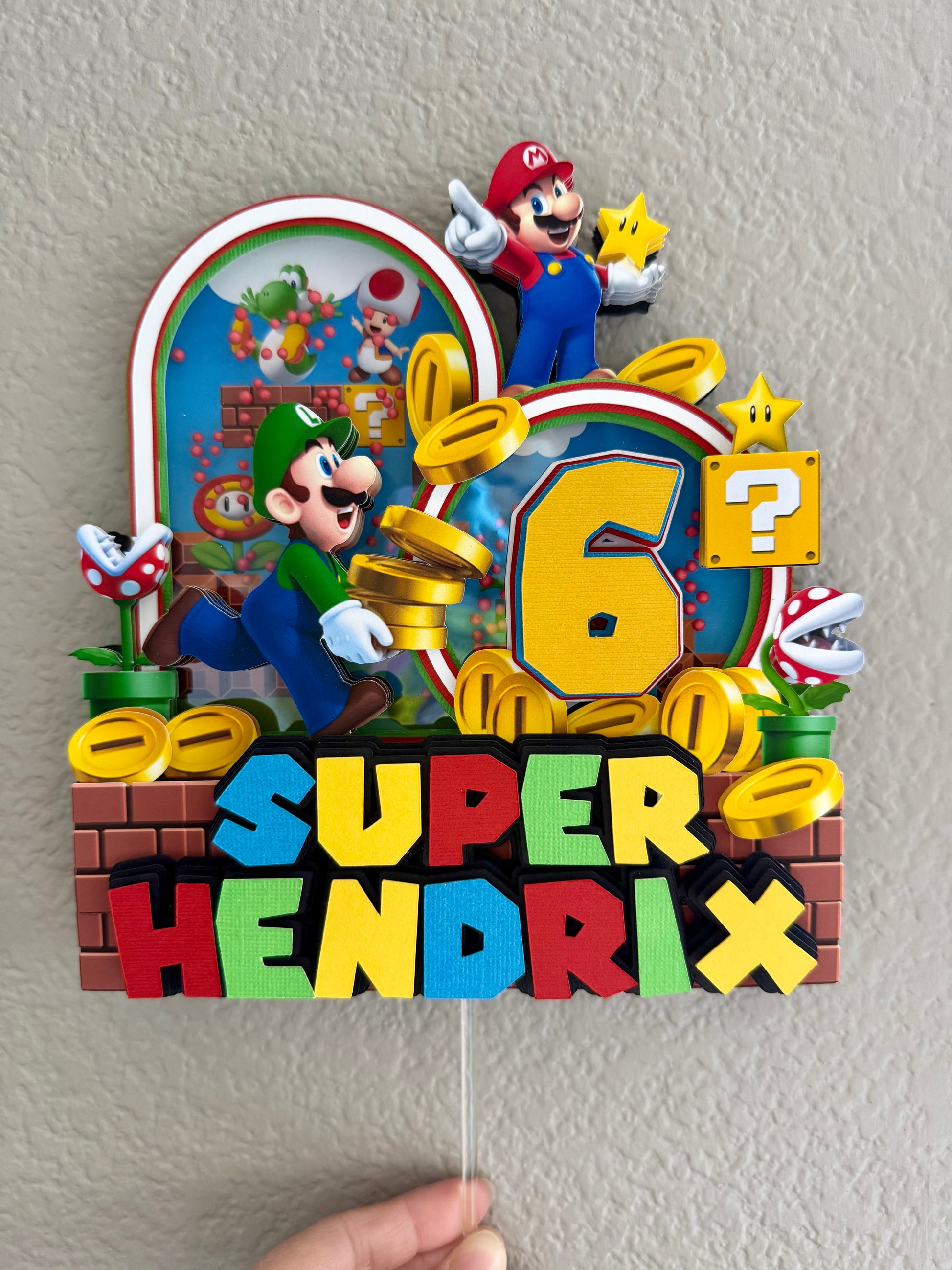 Súper Mario cake topper