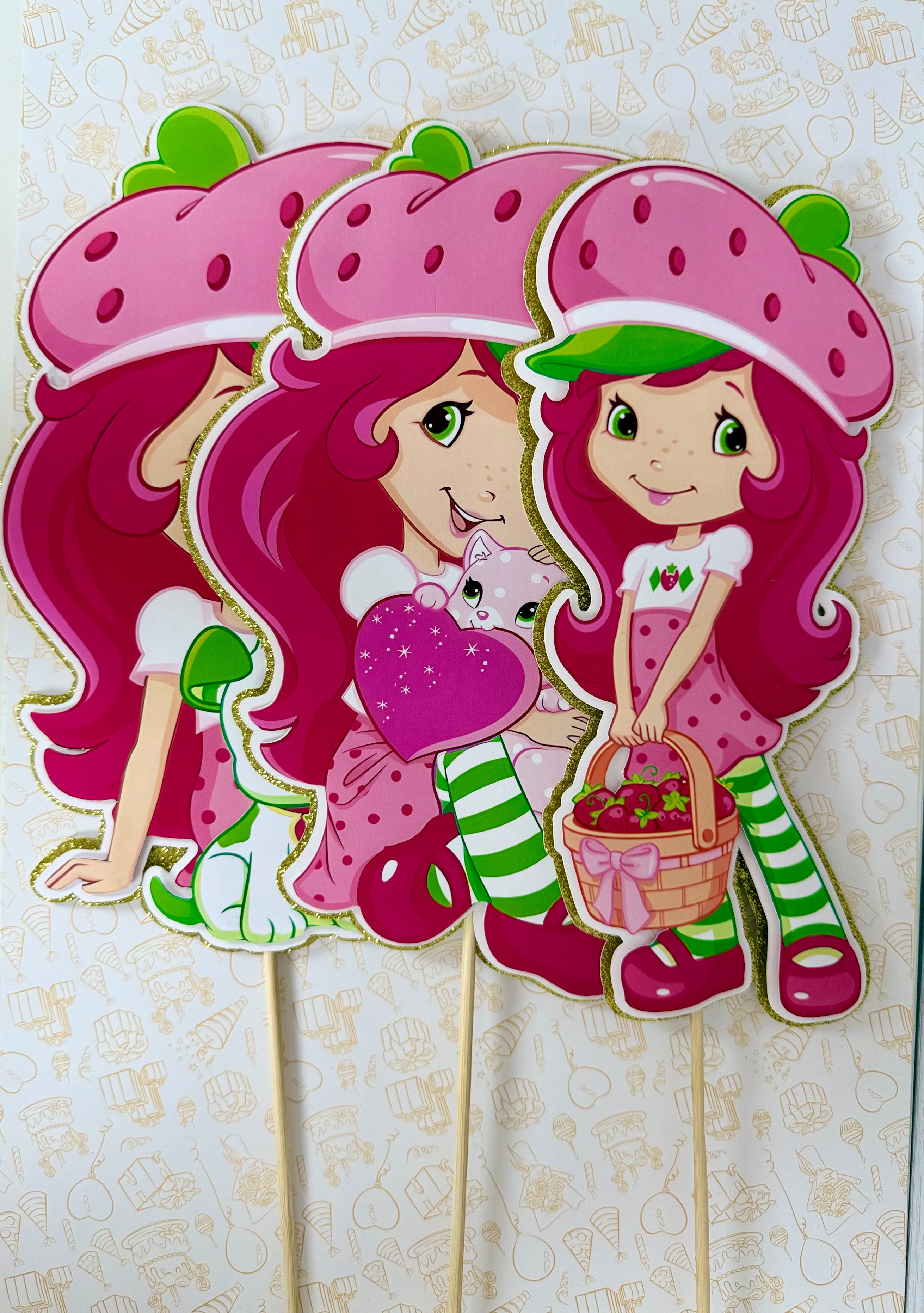 strawberry shortcake centerpieces