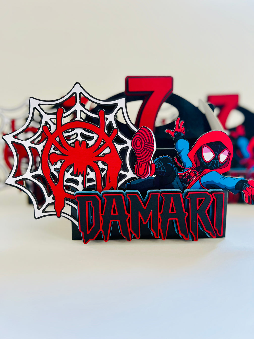 Miles Morales favor Boxes