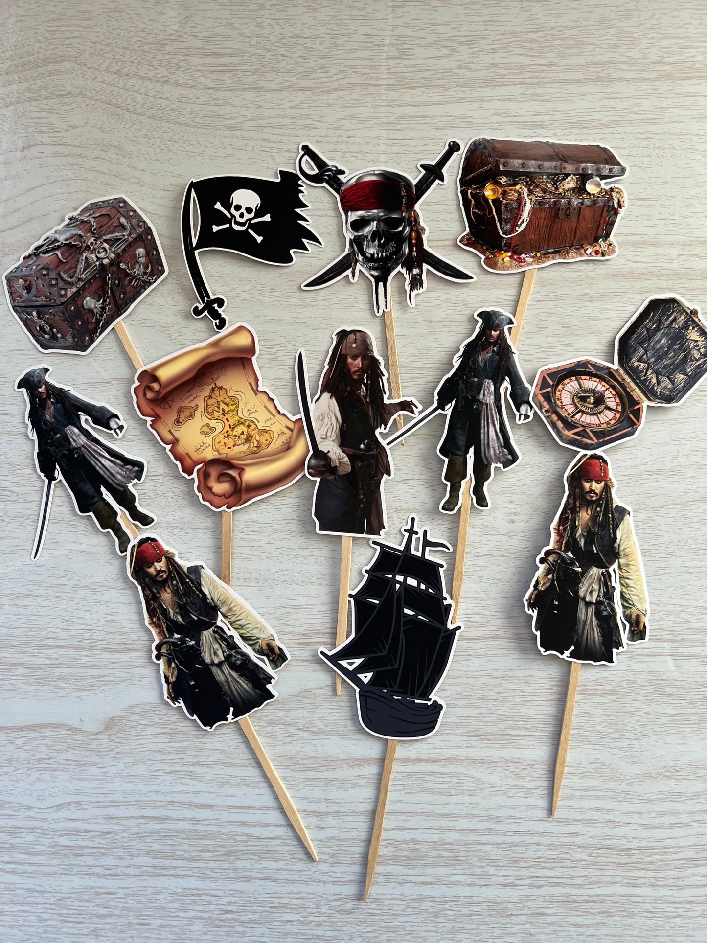 Pirates of the Caribbean Cupcake toppers