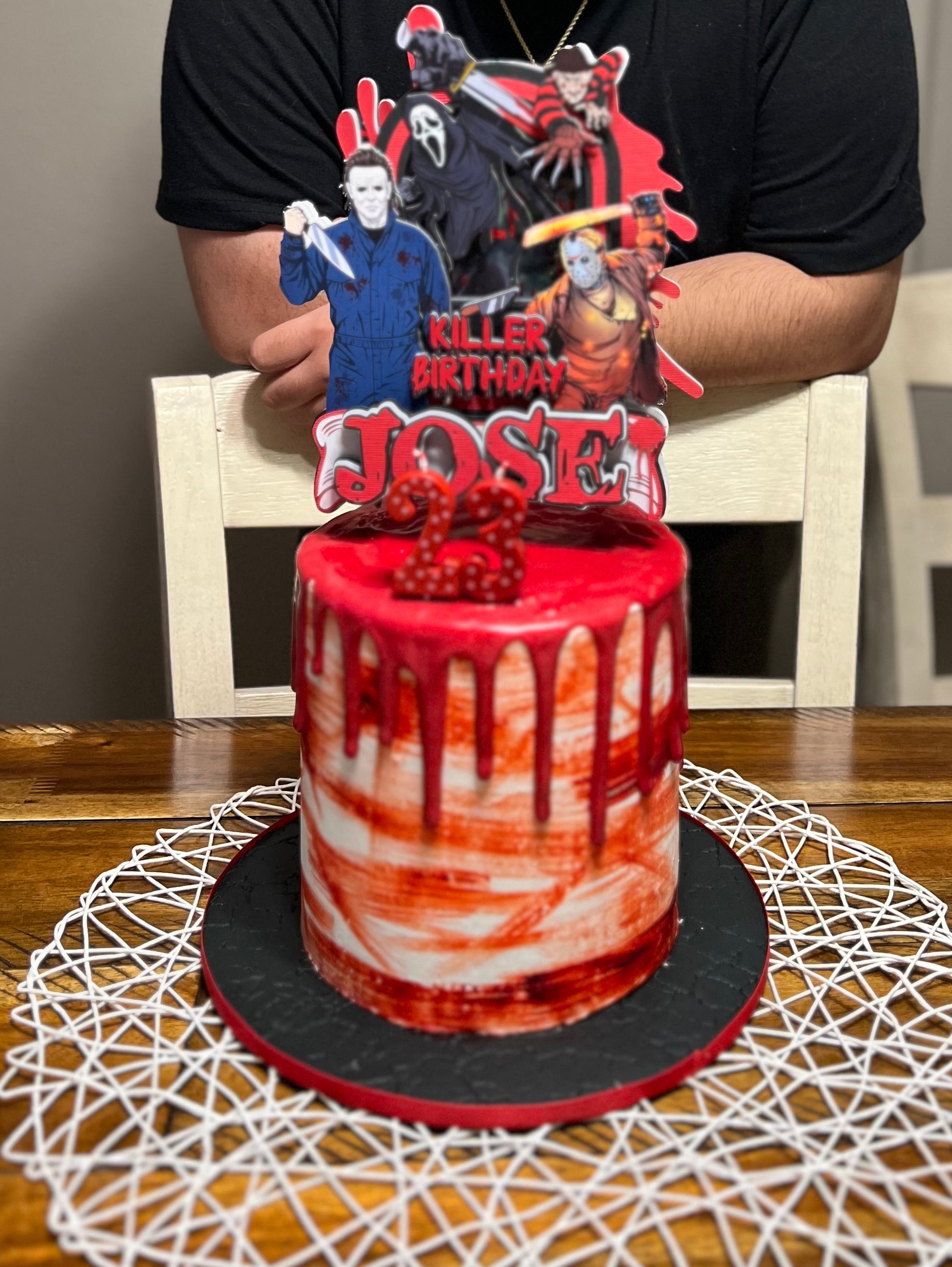 HORROR CAKE TOPPER