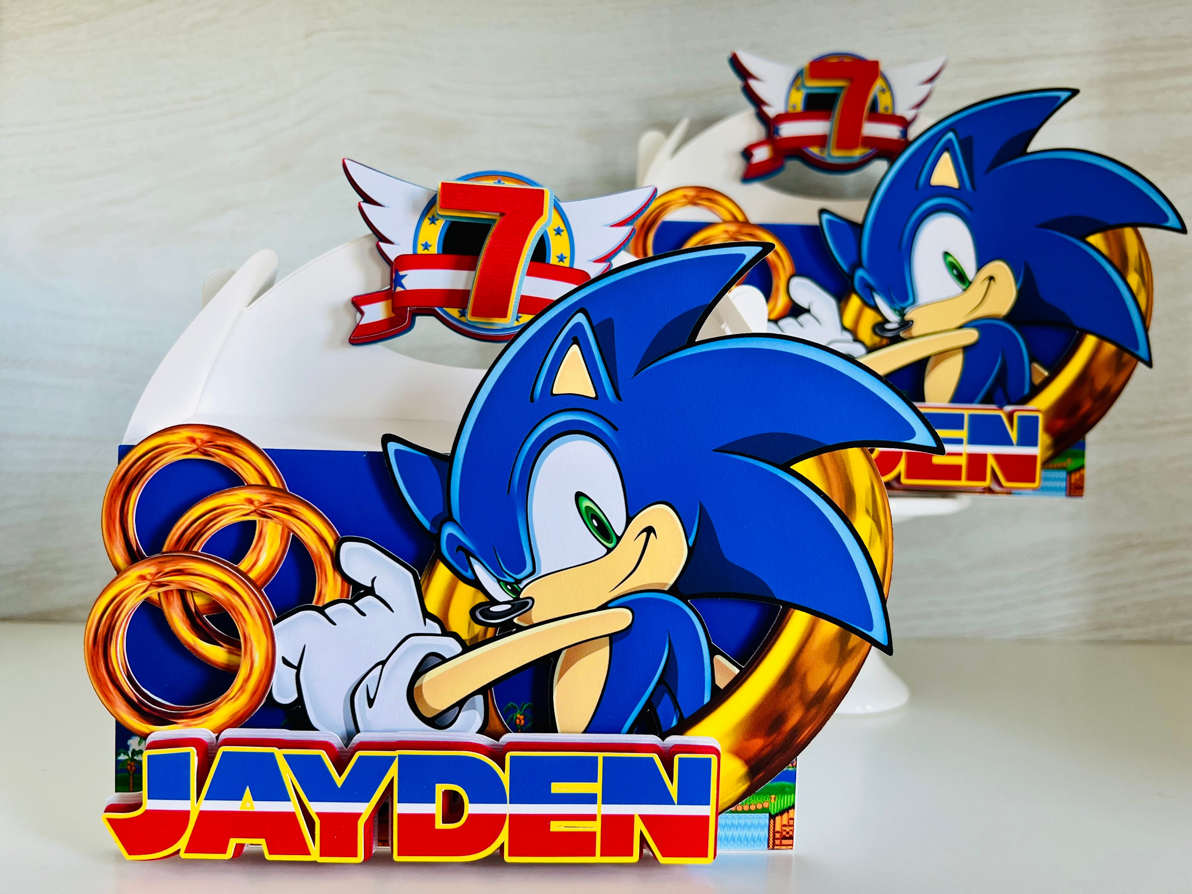 Sonic favor boxes