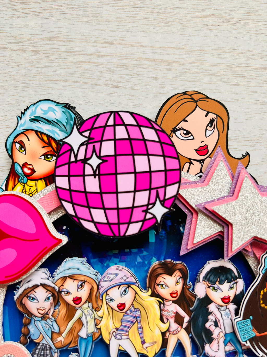 Bratz cake topper