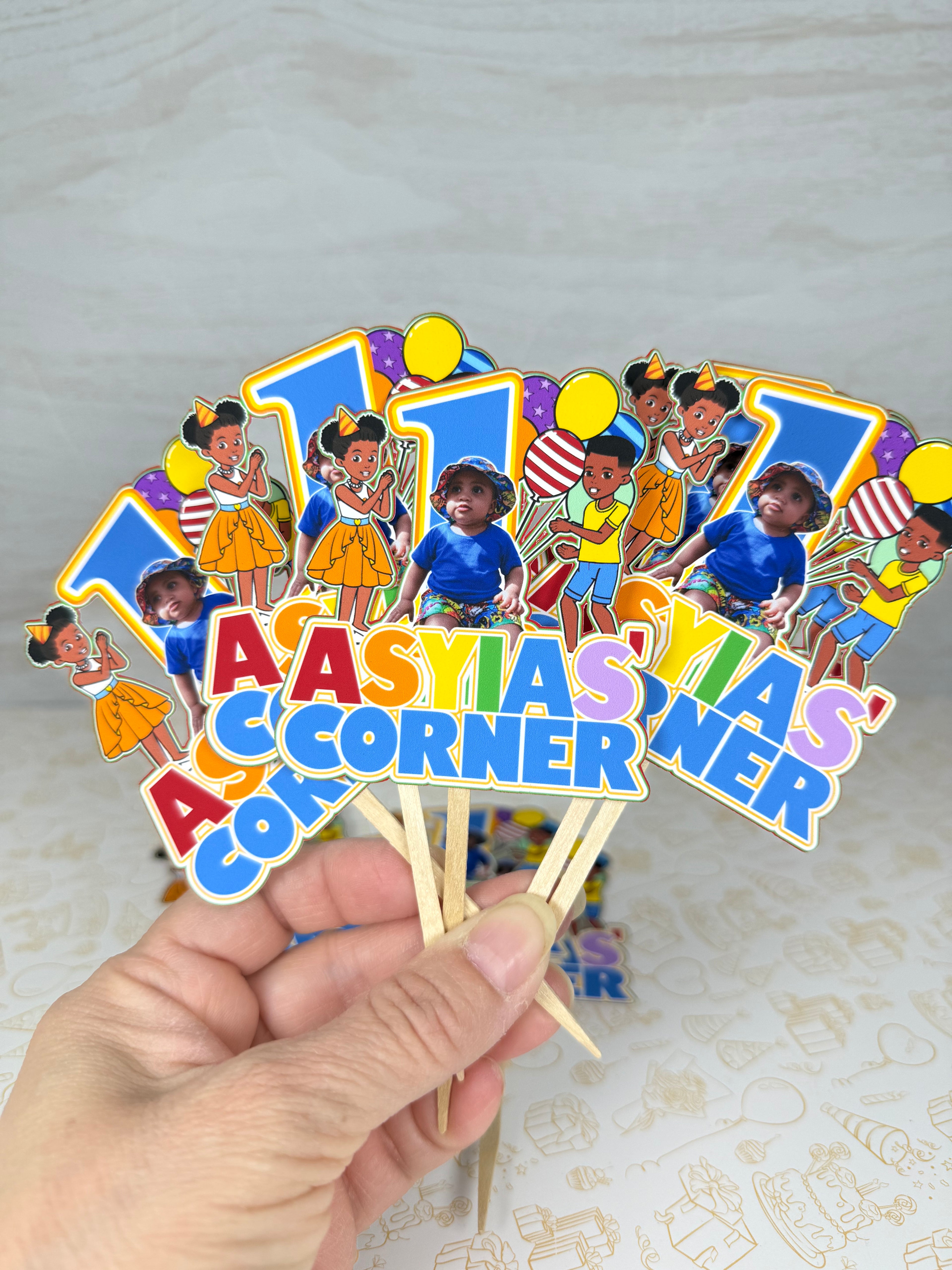 Gracie’s cupcake toppers