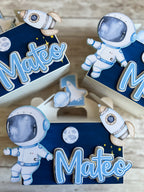 to the moon favor boxes