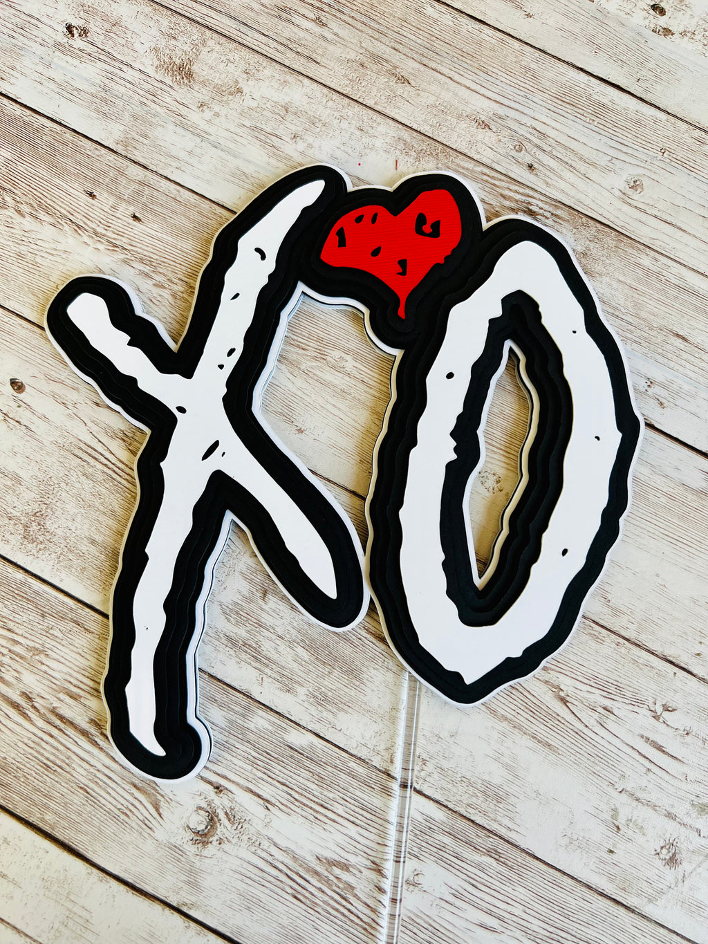 XO cake topper