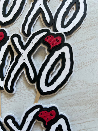 XO cupcake toppers